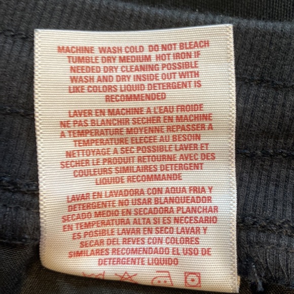 Izod SZ 30 Black Modern Fit Pull On Flat Front Shorts New D34 - Picture 9 of 10